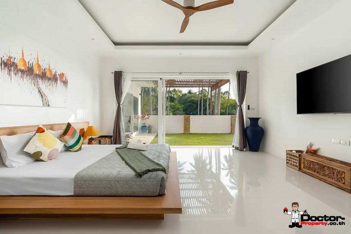 Beachfront 3 Bedroom Luxury Villa in Lipa Noi, Koh Samui – For Sale
