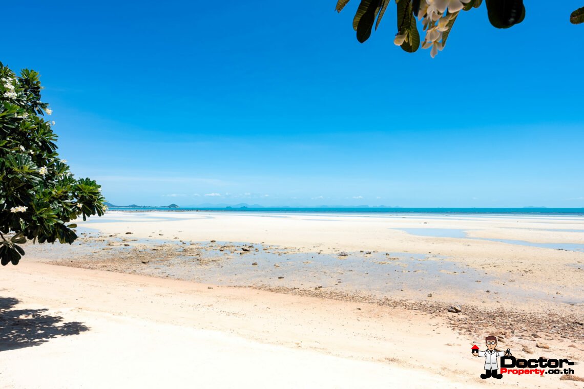 Beachfront 3 Bedroom Pool Villa in Bang Makham, Koh Samui – For Sale