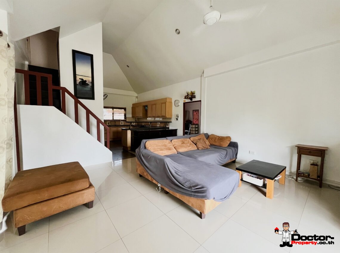 Spacious 3,200 Sqm Land with House in Bang Rak, Koh Samui – For Sale