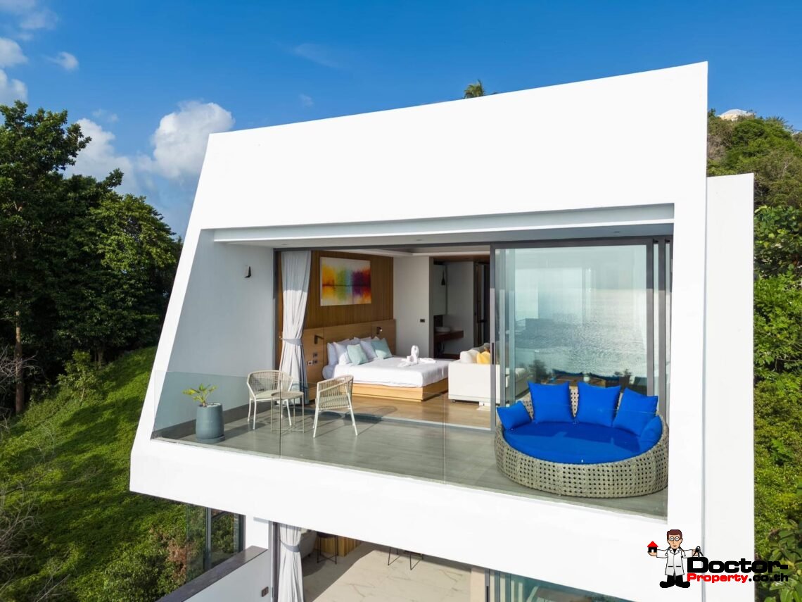 6 Bedroom Private Pool Villa with Sea View in Laem Yai, Koh Samui – For Sale