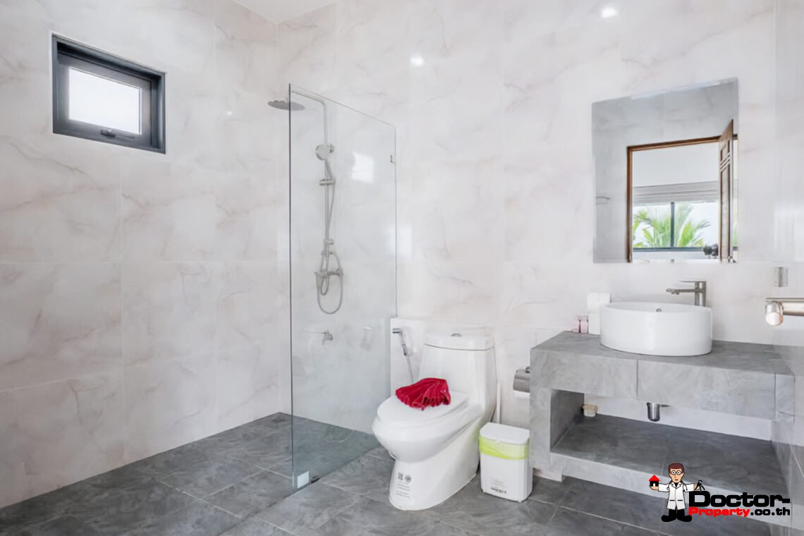 Tropical 4 Bedroom Private Pool Villa in Lamai, Koh Samui – For Sale