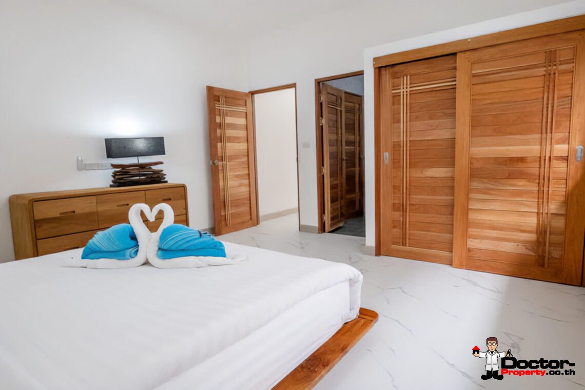 Tropical 4 Bedroom Private Pool Villa in Lamai, Koh Samui – For Sale