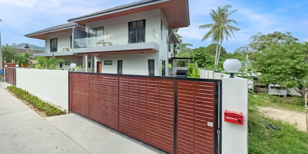 Modern 4 Bedroom Private Pool Villa in Ban Tai, Koh Samui – For Sale