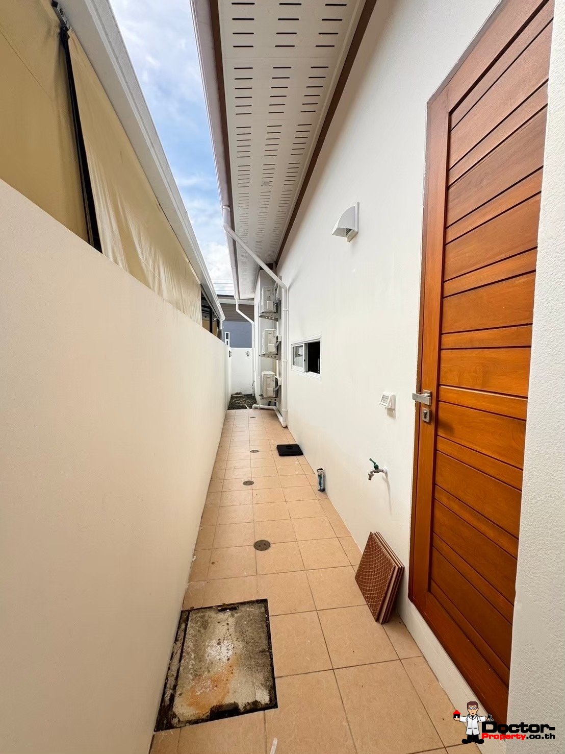 3 Bedroom Private Pool Villa in Na Mueang, Koh Samui – For Sale