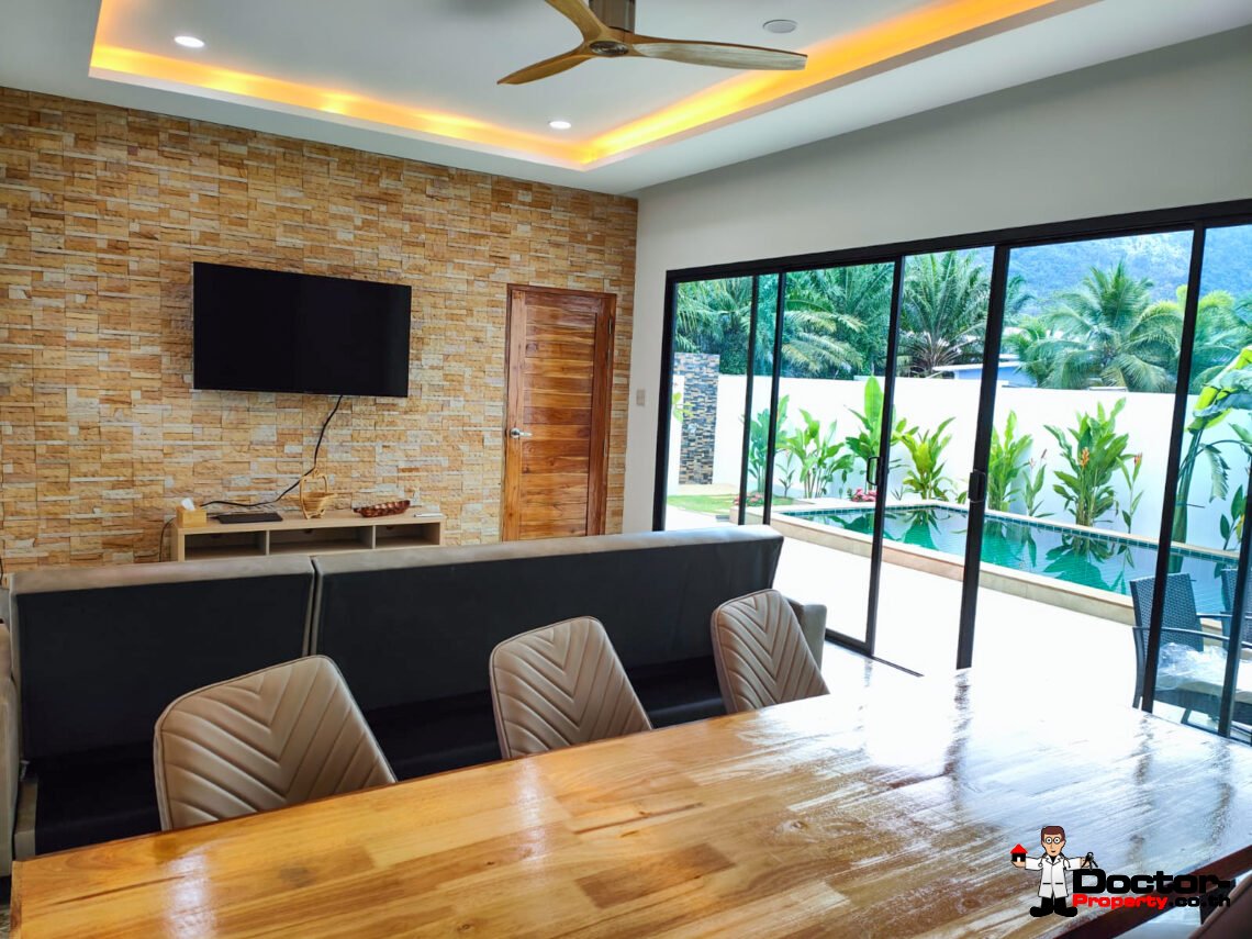 Tropical 3 Bedroom Pool Villa in Lipa Noi, Koh Samui – For Sale