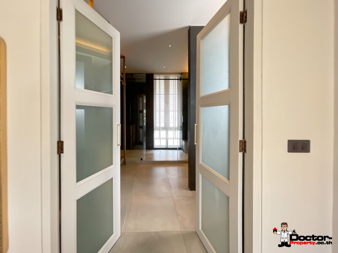 Modern 4 Bedroom Private Pool Villa in Bo Phut, Koh Samui – For Sale
