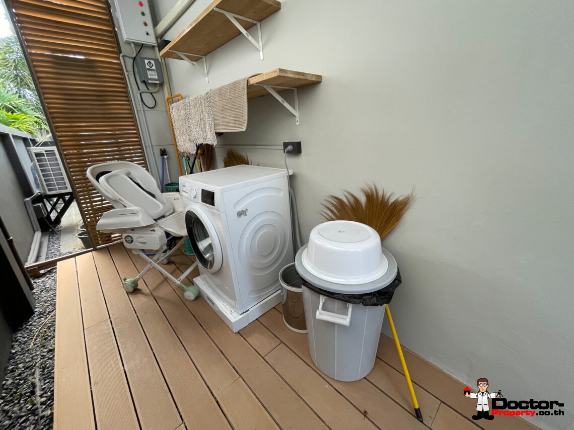 Modern 4 Bedroom Private Pool Villa in Bo Phut, Koh Samui – For Sale