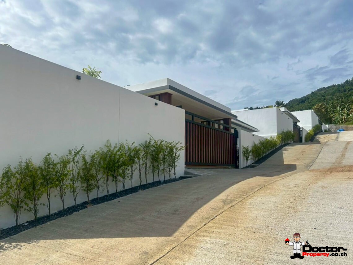 Tropical 3 Bedroom Private Pool Villa in Lamai, Koh Samui – For Sale
