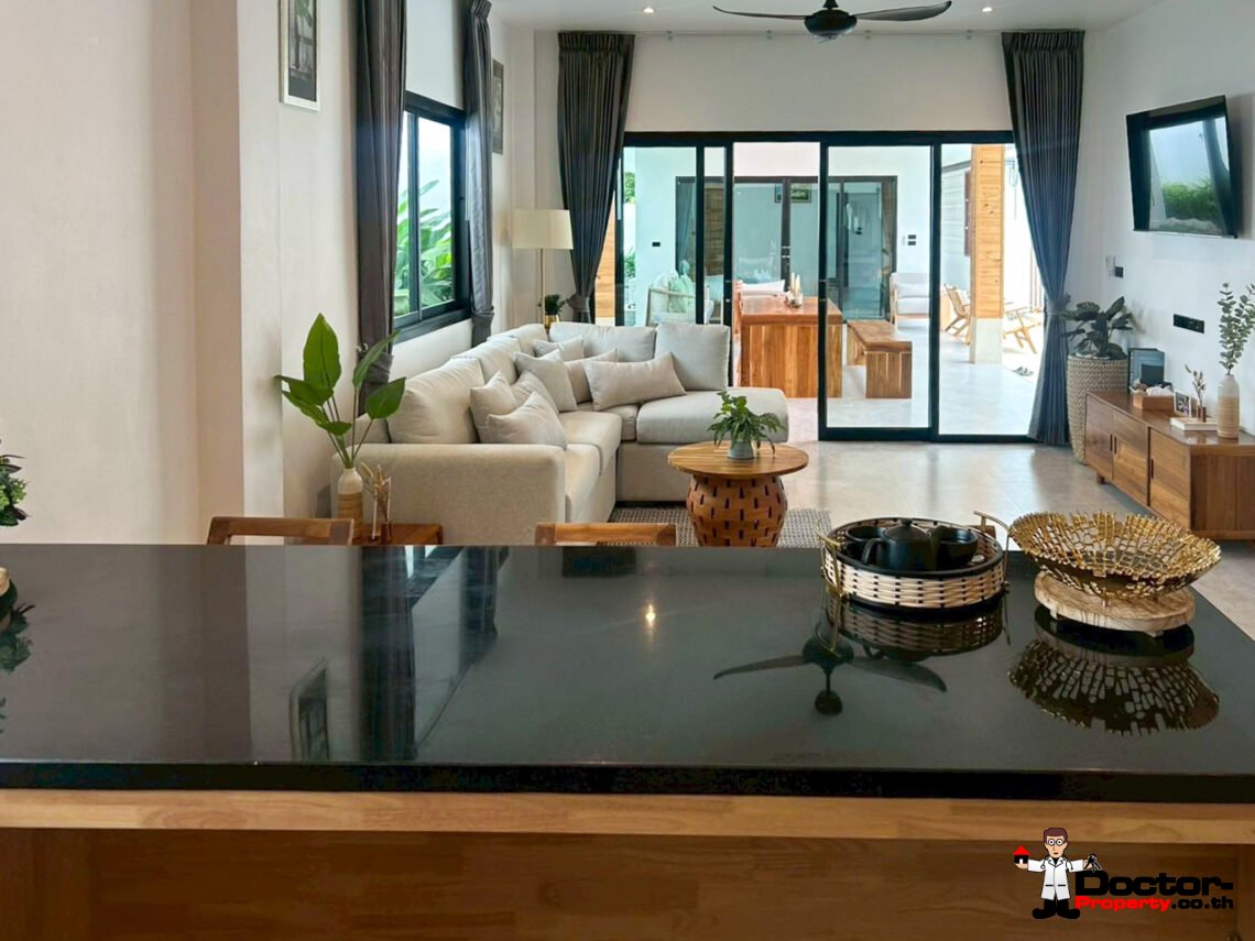 Tropical 3 Bedroom Private Pool Villa in Lamai, Koh Samui – For Sale