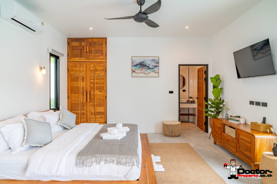 Tropical 3 Bedroom Private Pool Villa in Lamai, Koh Samui – For Sale