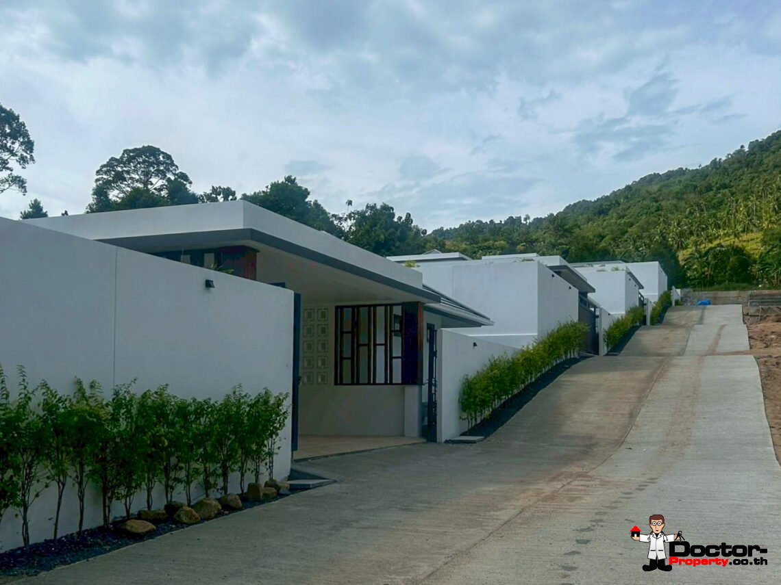 Tropical 3 Bedroom Private Pool Villa in Lamai, Koh Samui – For Sale