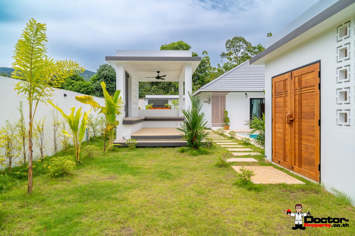 Tropical 3 Bedroom Private Pool Villa in Lamai, Koh Samui – For Sale