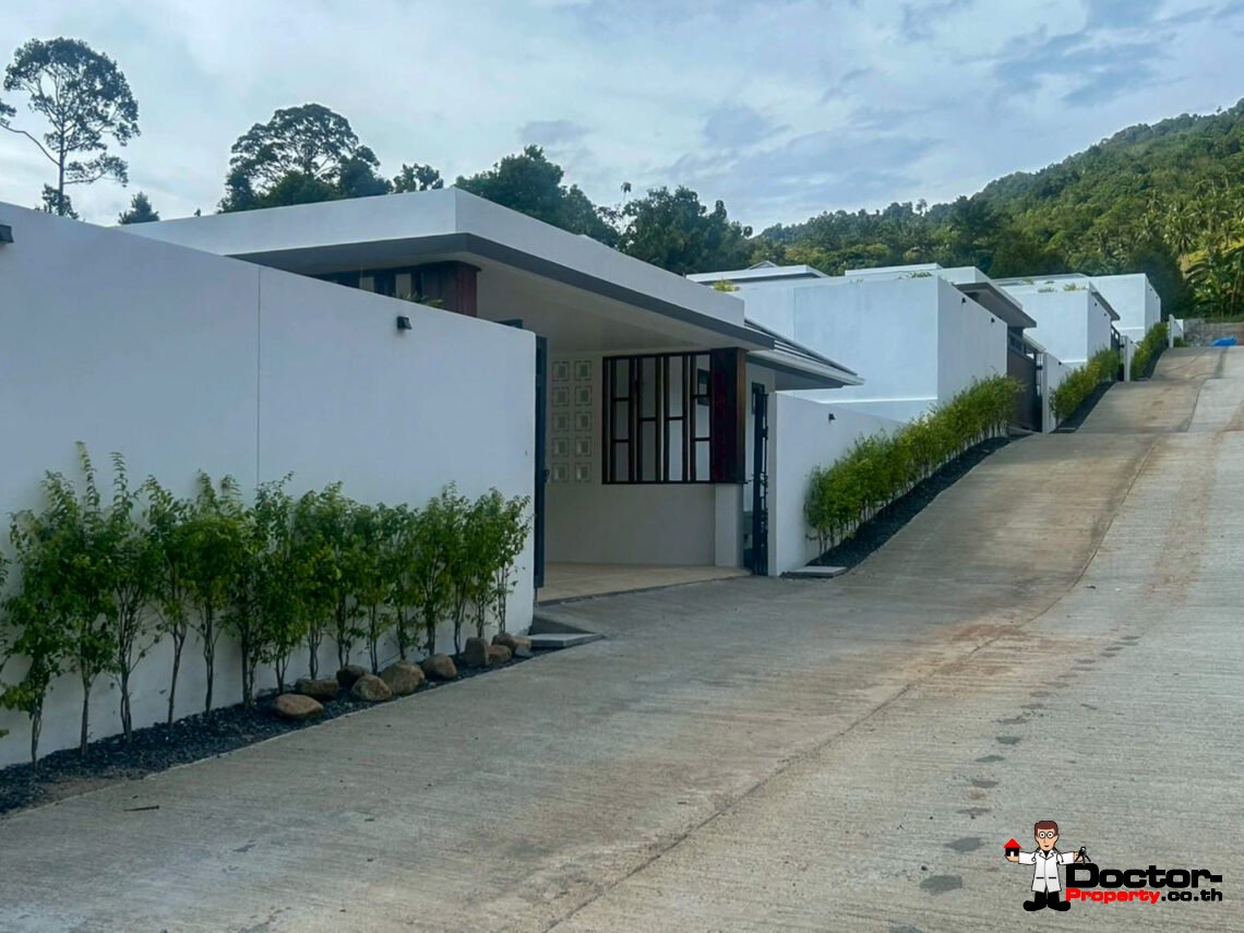 Tropical 3 Bedroom Private Pool Villa in Lamai, Koh Samui – For Sale