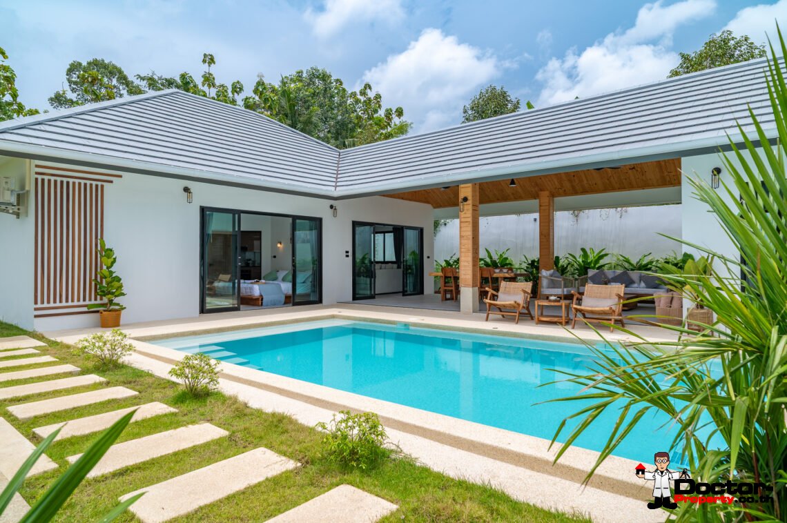 Tropical 3 Bedroom Private Pool Villa in Lamai, Koh Samui – For Sale