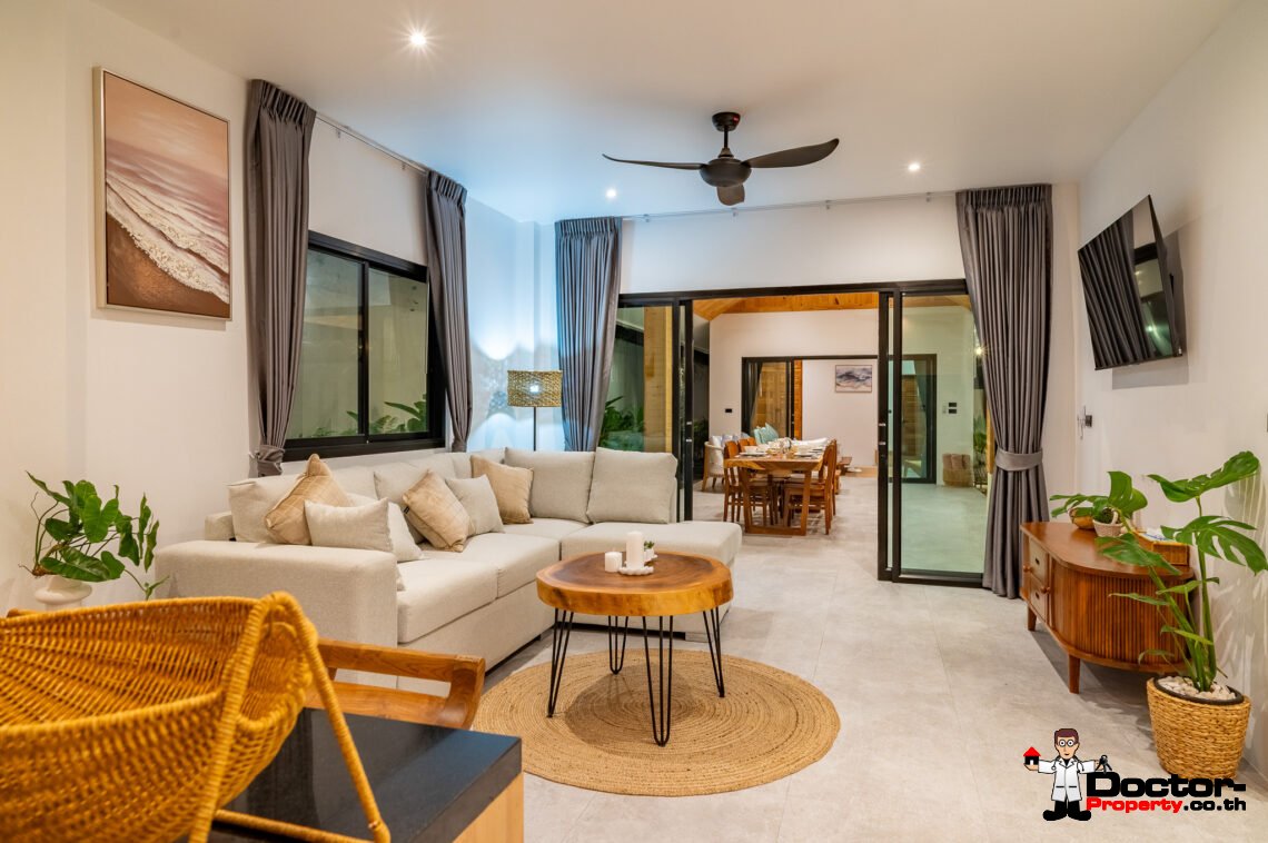 Tropical 3 Bedroom Private Pool Villa in Lamai, Koh Samui – For Sale