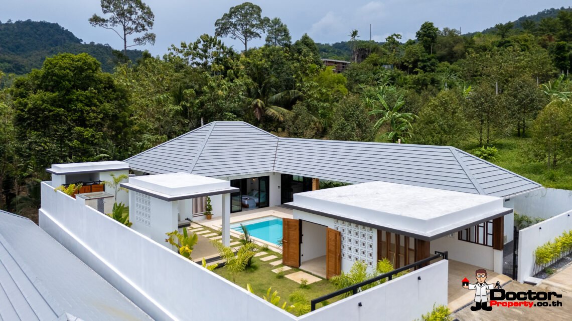 Tropical 3 Bedroom Private Pool Villa in Lamai, Koh Samui – For Sale