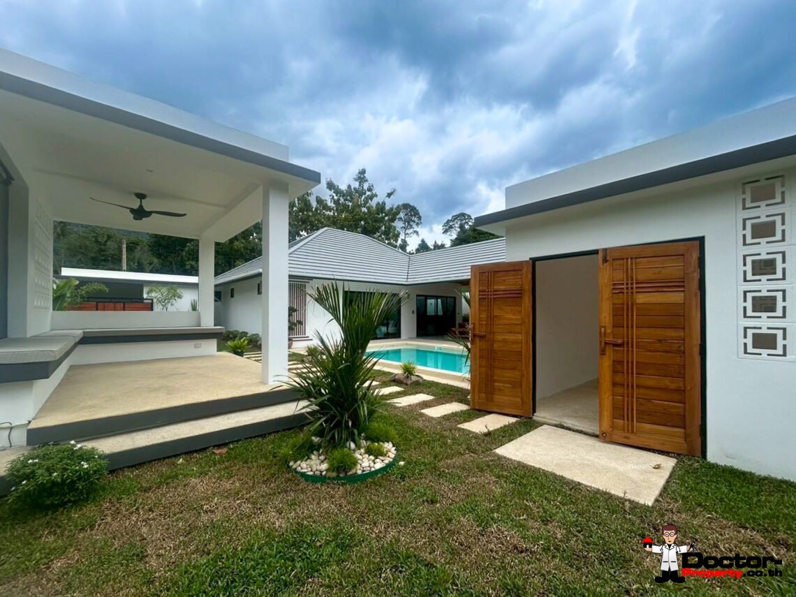 Tropical 3 Bedroom Private Pool Villa in Lamai, Koh Samui – For Sale