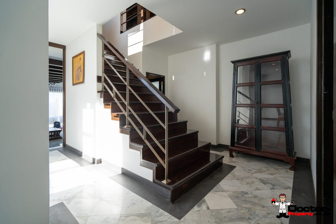 5 Bedroom Seaview Pool Villa in Bang Por, Koh Samui – For Sale