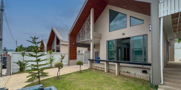 3 Bedroom House with Pool in Chaweng, Koh Samui – For Sale