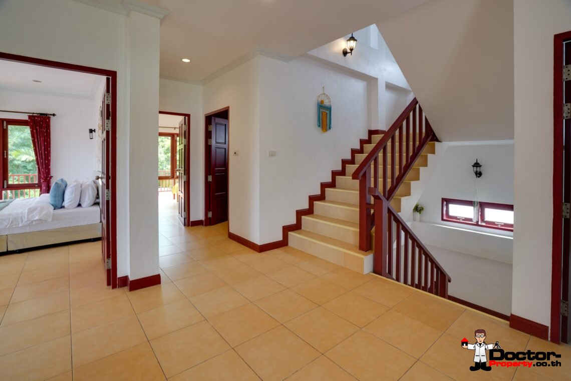 5 Bedroom Villa with Pool near Big Buddha, Koh Samui – For Sale