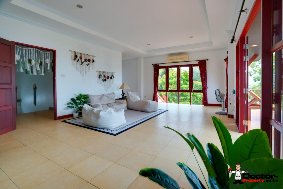 5 Bedroom Villa with Pool near Big Buddha, Koh Samui – For Sale