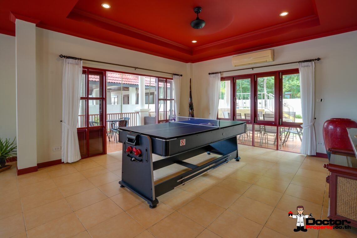 5 Bedroom Villa with Pool near Big Buddha, Koh Samui – For Sale