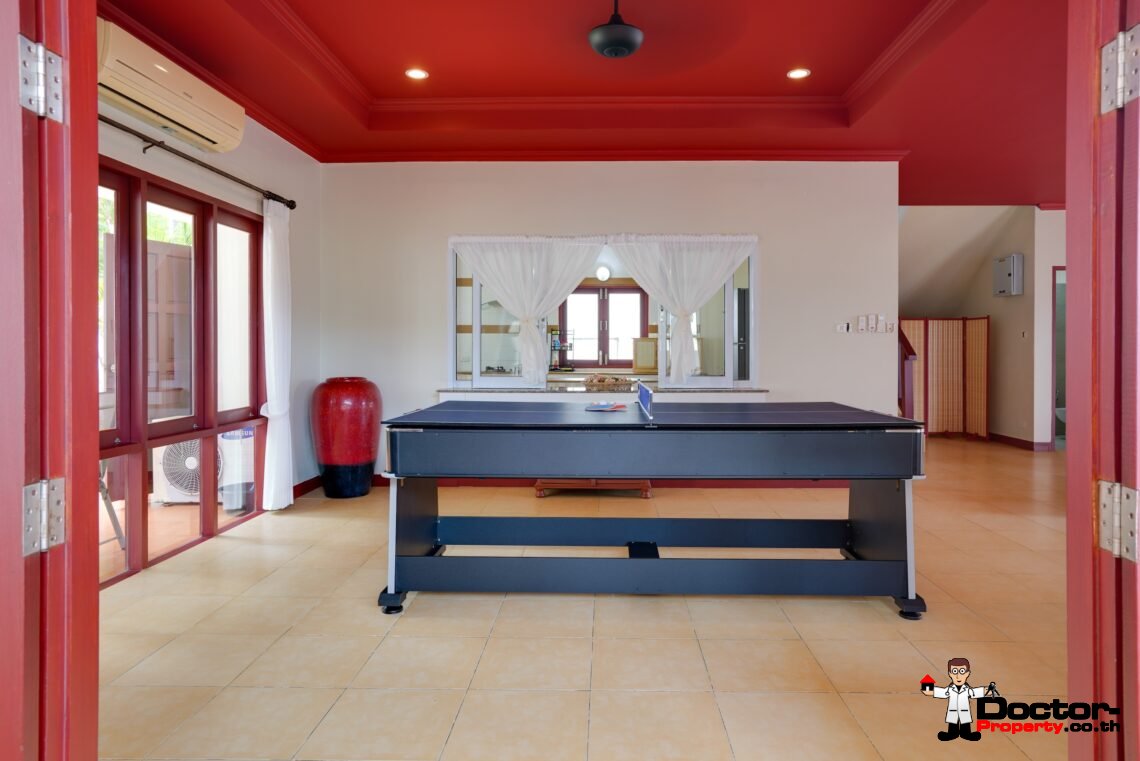 5 Bedroom Villa with Pool near Big Buddha, Koh Samui – For Sale