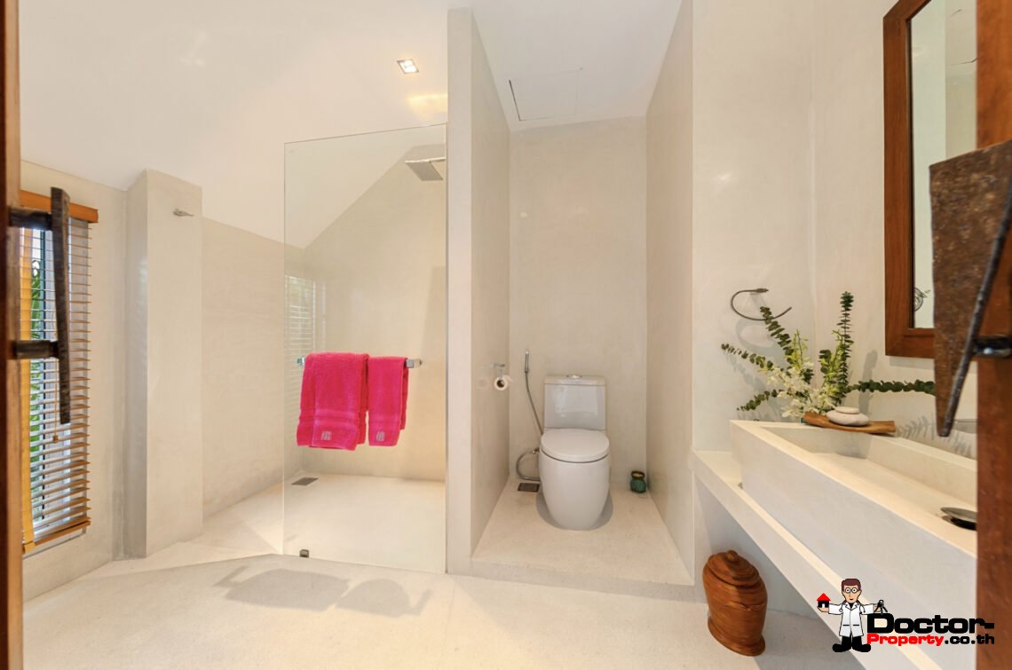 5 Bedroom Luxury Modern Villa in Laem Sett, Koh Samui – For Sale