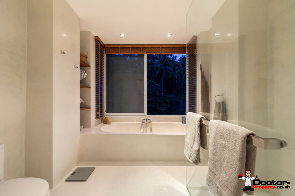 5 Bedroom Luxury Modern Villa in Laem Sett, Koh Samui – For Sale