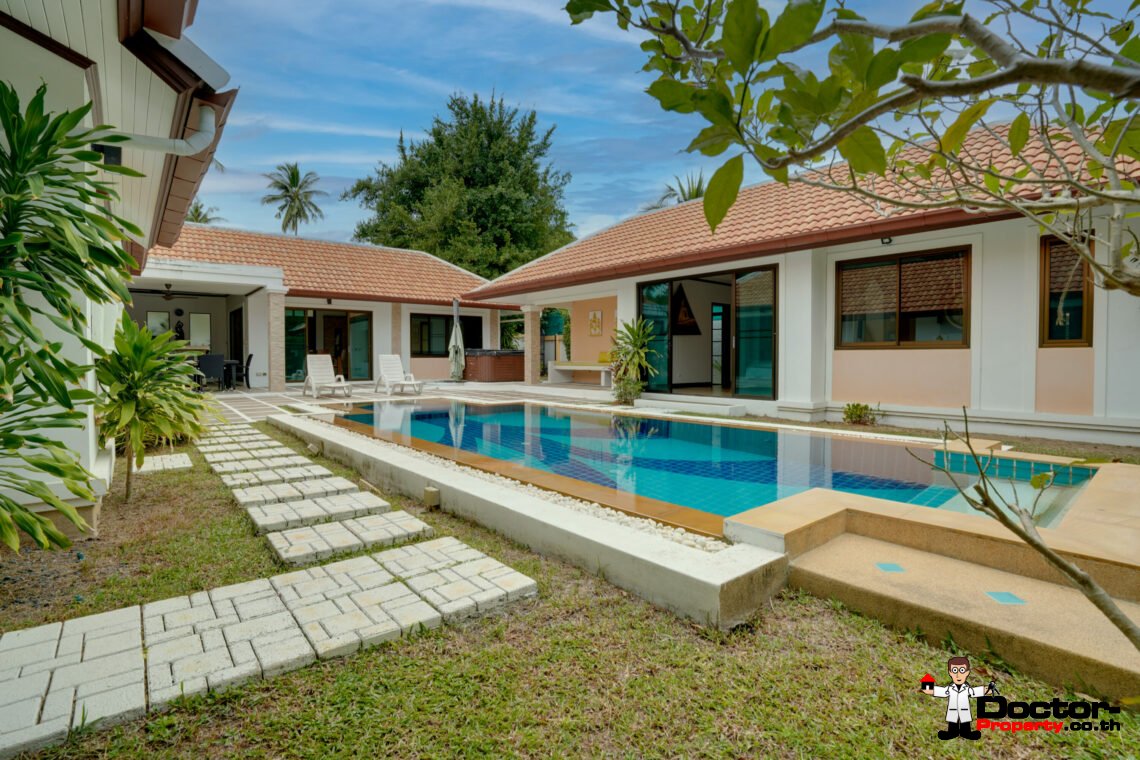 3-4 Bedroom Garden Villa in Bang Rak, Koh Samui – For Sale