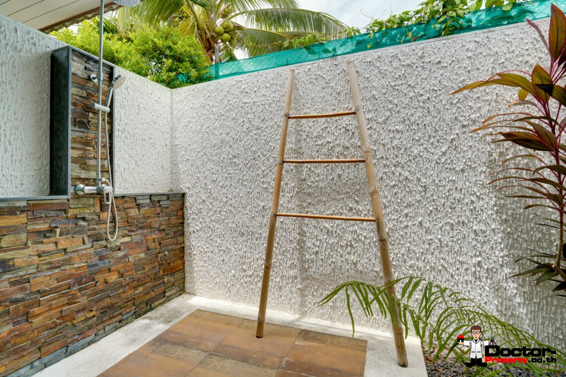 3-4 Bedroom Garden Villa in Bang Rak, Koh Samui – For Sale