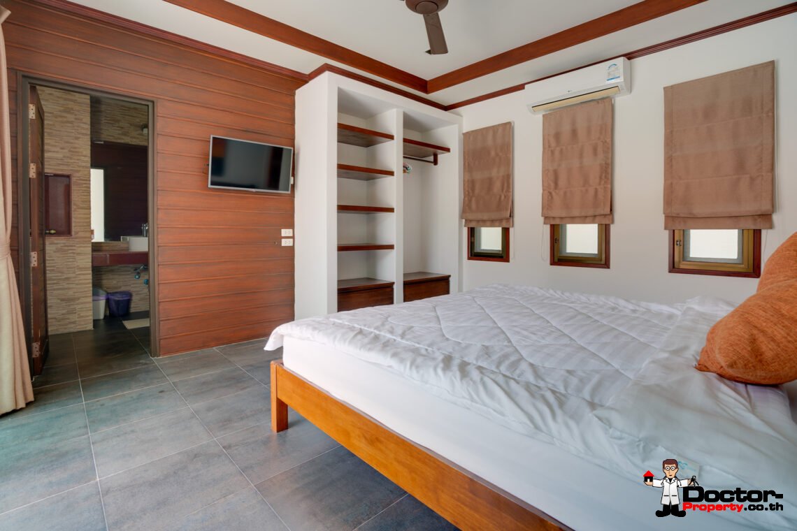 3-4 Bedroom Garden Villa in Bang Rak, Koh Samui – For Sale