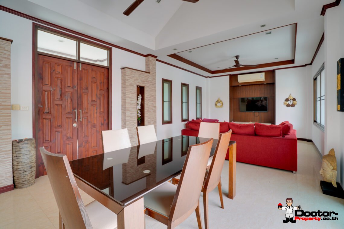 3-4 Bedroom Garden Villa in Bang Rak, Koh Samui – For Sale