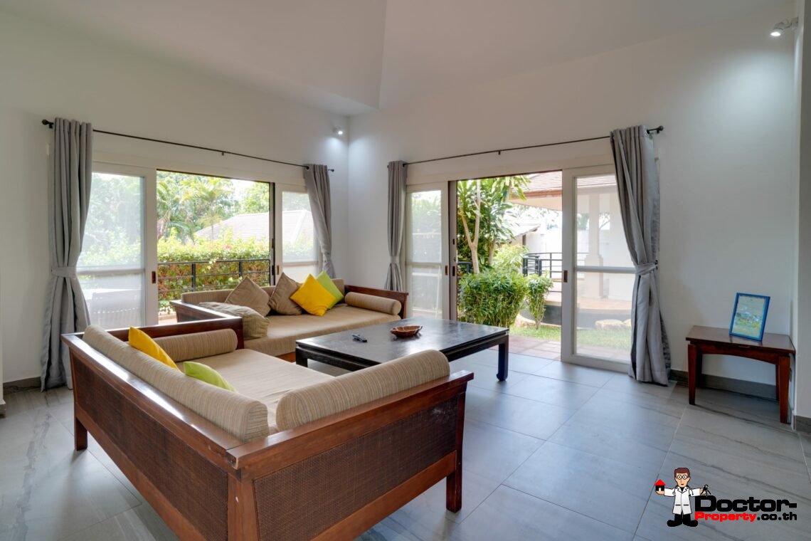 3 Bedroom Garden Villa with Pool in Choeng Mon, Koh Samui – For Sale