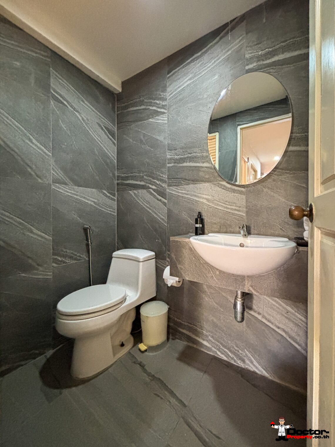 3 Bedroom Garden Villa with Pool in Choeng Mon, Koh Samui – For Sale