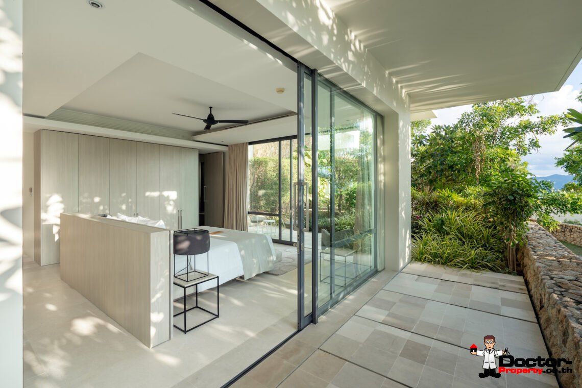 Exquisite 8-Bedroom Luxury Villa with Panoramic Ocean Views in Koh Samui