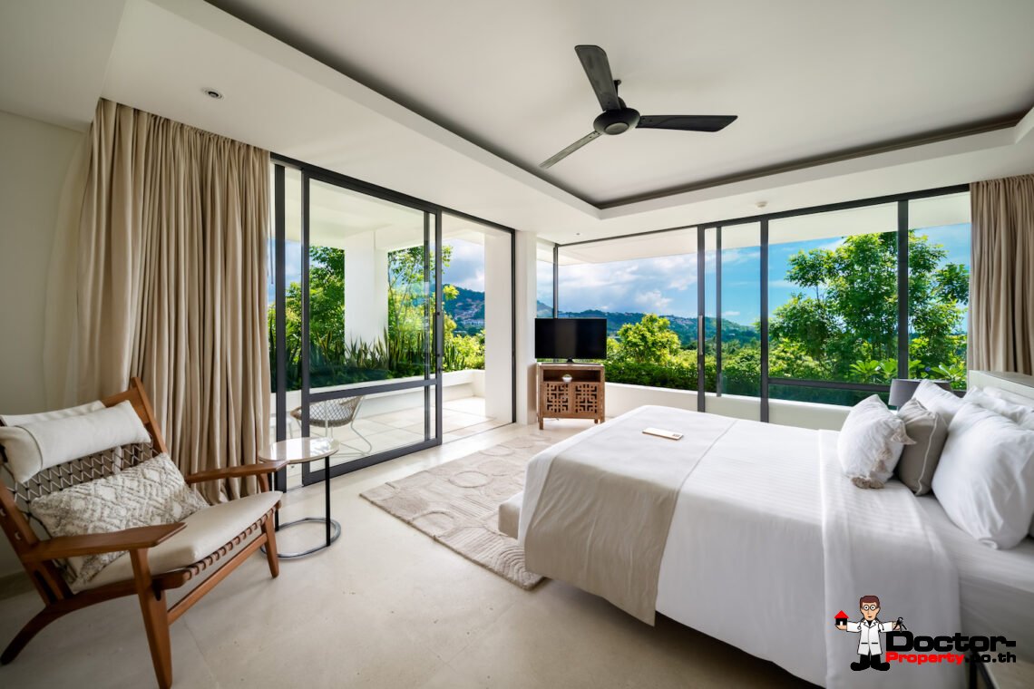 Exquisite 8-Bedroom Luxury Villa with Panoramic Ocean Views in Koh Samui