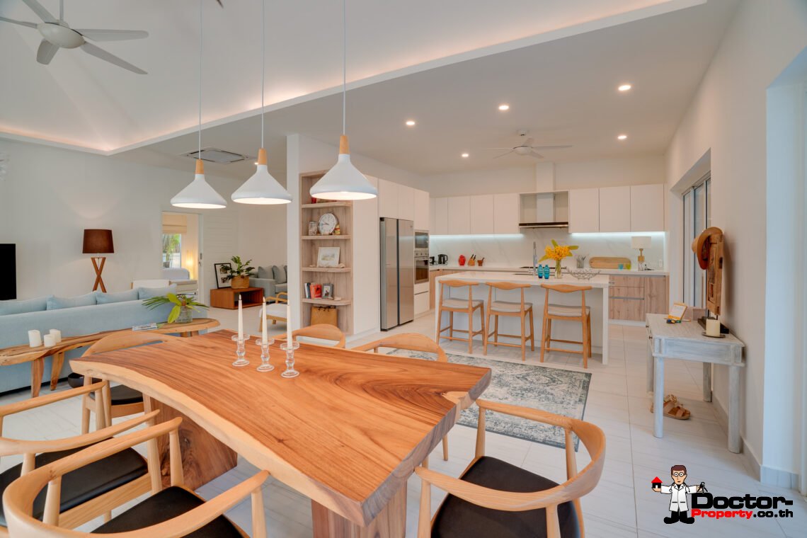 Refurbished 3 Bedroom Garden Villa with Pool in Mae Nam, Koh Samui