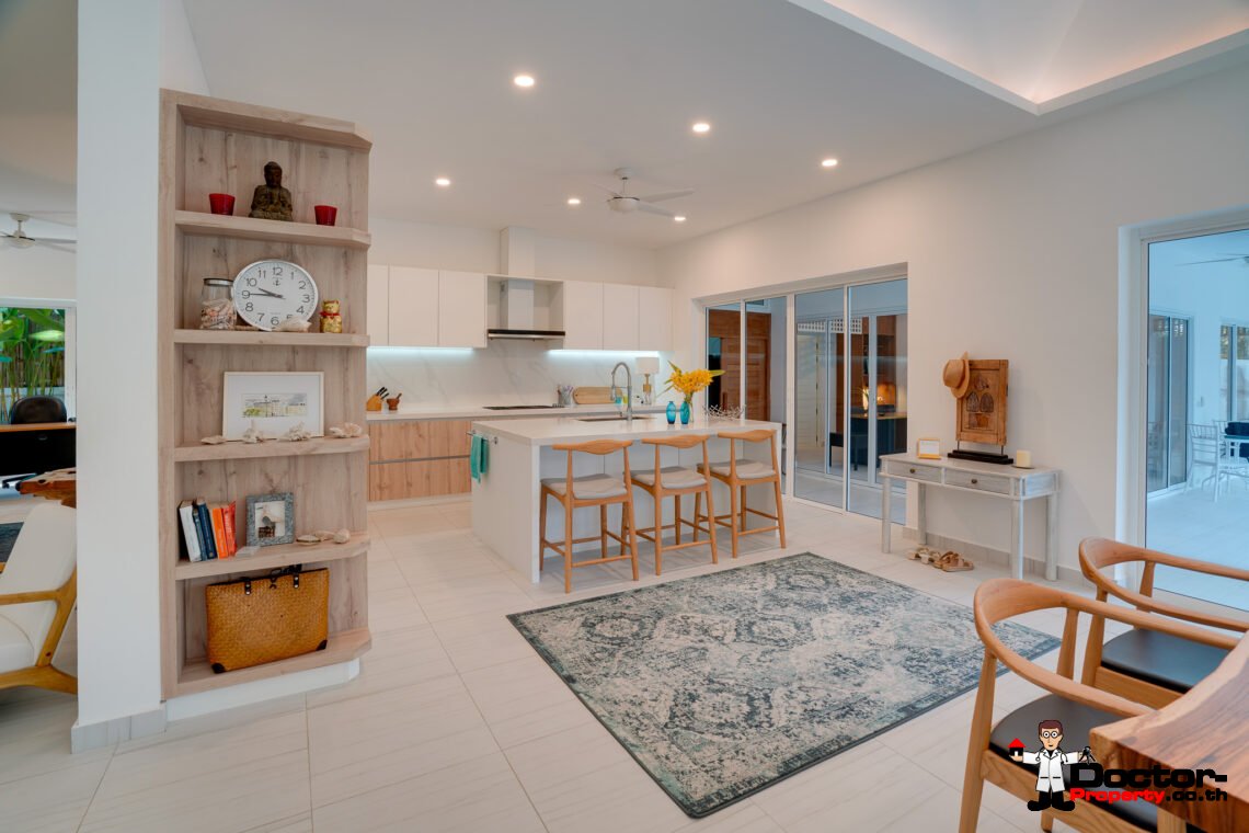 Refurbished 3 Bedroom Garden Villa with Pool in Mae Nam, Koh Samui