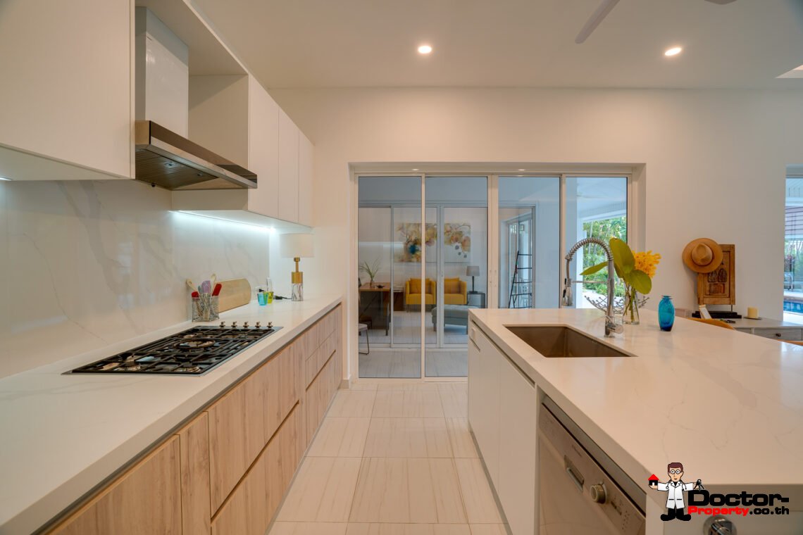 Refurbished 3 Bedroom Garden Villa with Pool in Mae Nam, Koh Samui