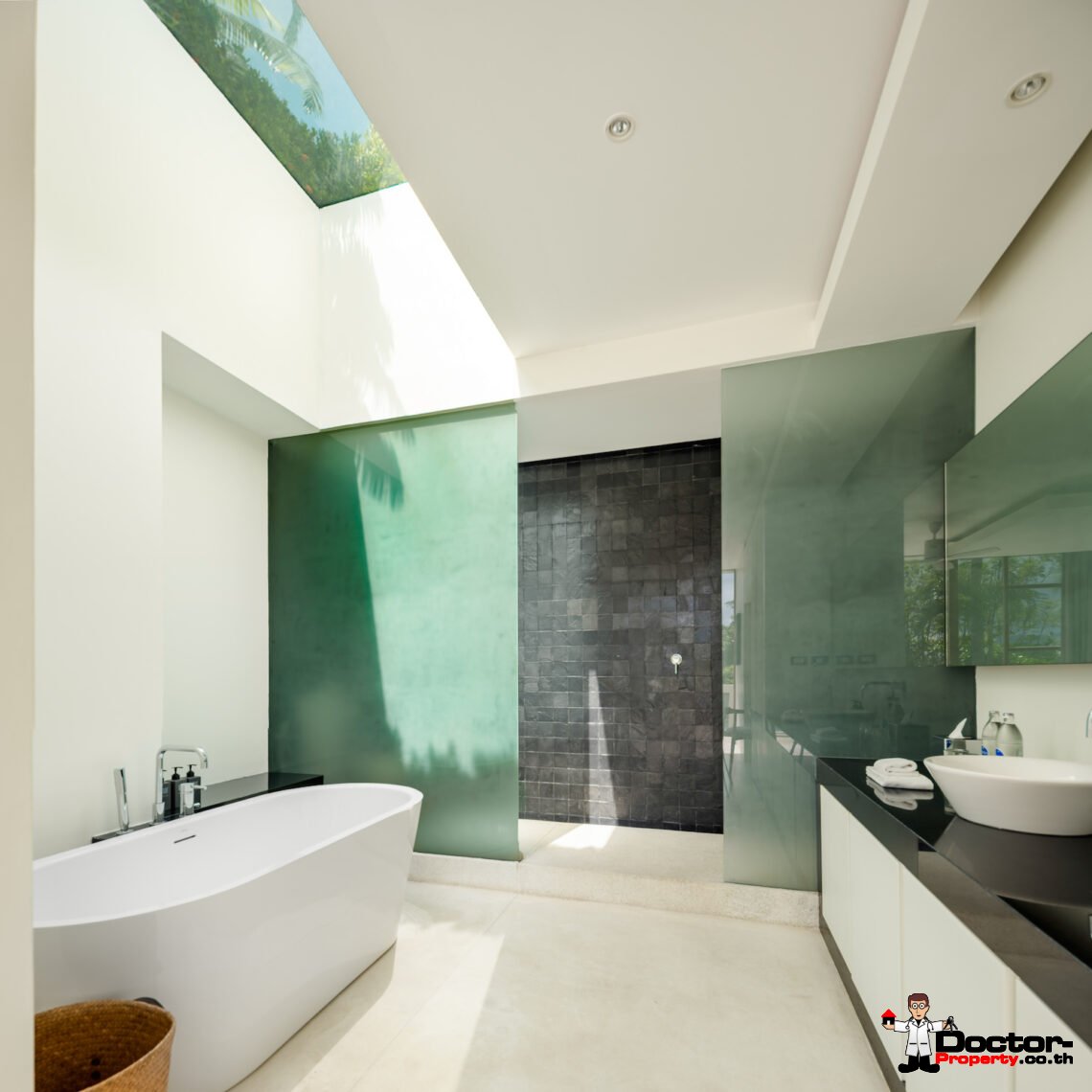 4 Bedroom Luxury Pool Villa – Choeng Mon, Koh Samui – For Sale