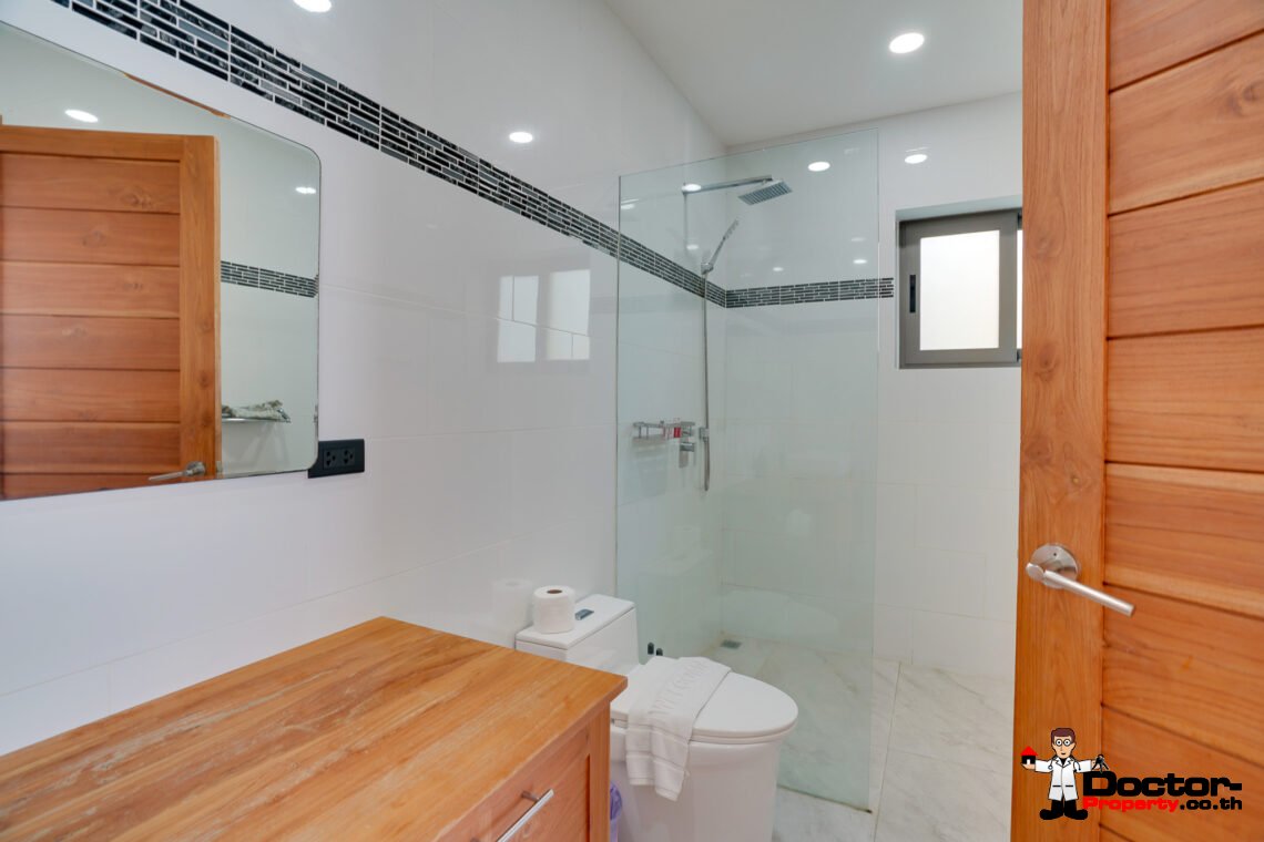Fantastic 4 Bedroom Sea View Villa in Chaweng Noi, Koh Samui – For sale