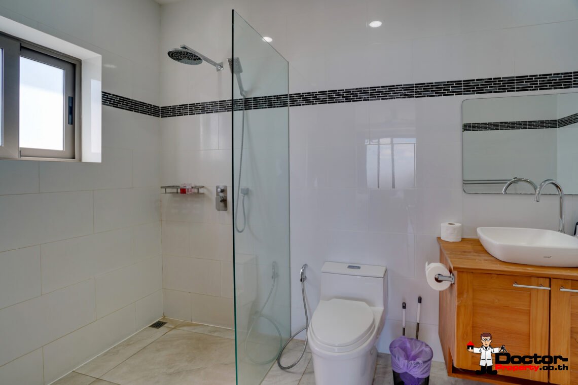 Fantastic 4 Bedroom Sea View Villa in Chaweng Noi, Koh Samui – For sale