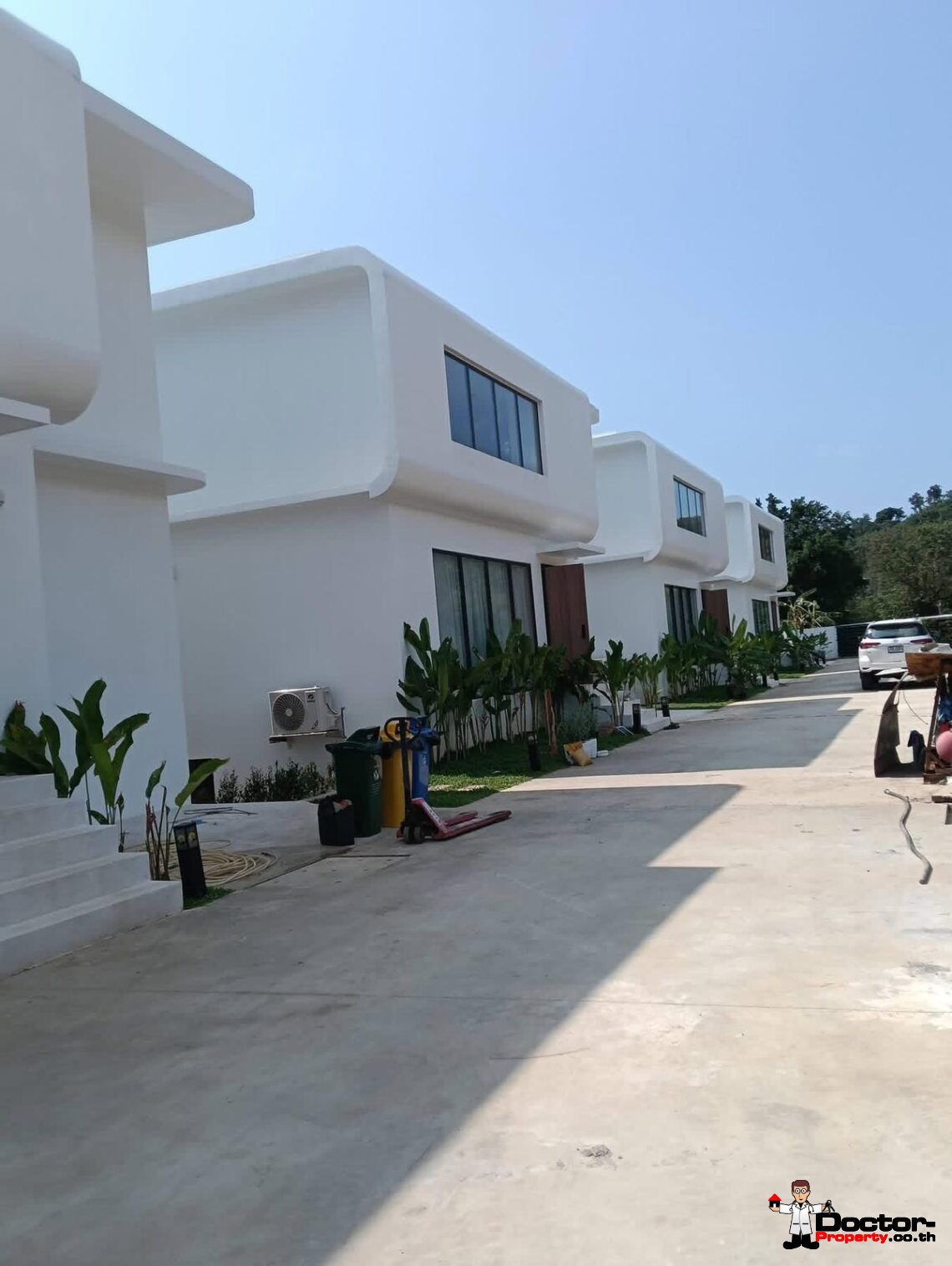 New 3 Bedroom Pool Villa with Sea View in Chaweng, Koh Samui – For Sale