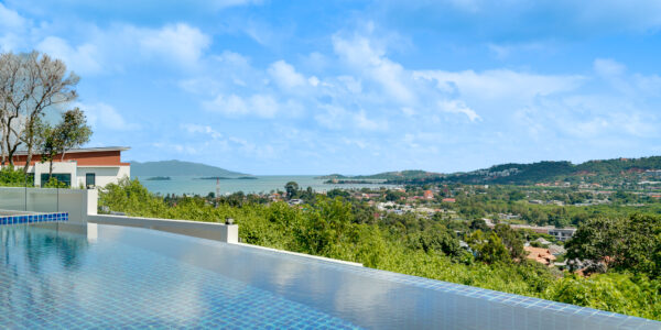 Stunning 5-Bedroom Villa in Bangrak, Koh Samui – A Panoramic Paradise of Luxury & Privacy