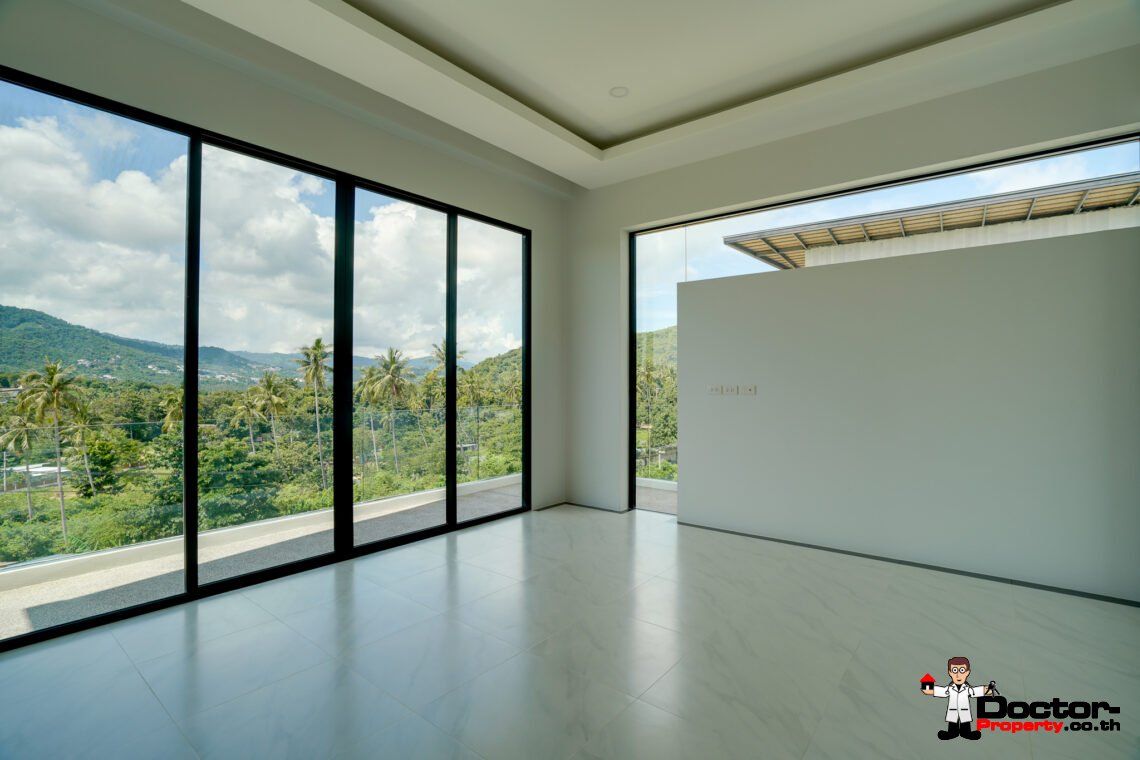 Stunning 5-Bedroom Villa in Bangrak, Koh Samui – A Panoramic Paradise of Luxury & Privacy