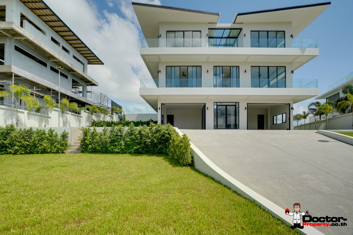 Stunning 5-Bedroom Villa in Bangrak, Koh Samui – A Panoramic Paradise of Luxury & Privacy