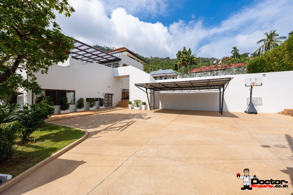 Modern 4 Bedroom Sea View Villa with Spacious Garden in Chaweng, Koh Samui – For Sale