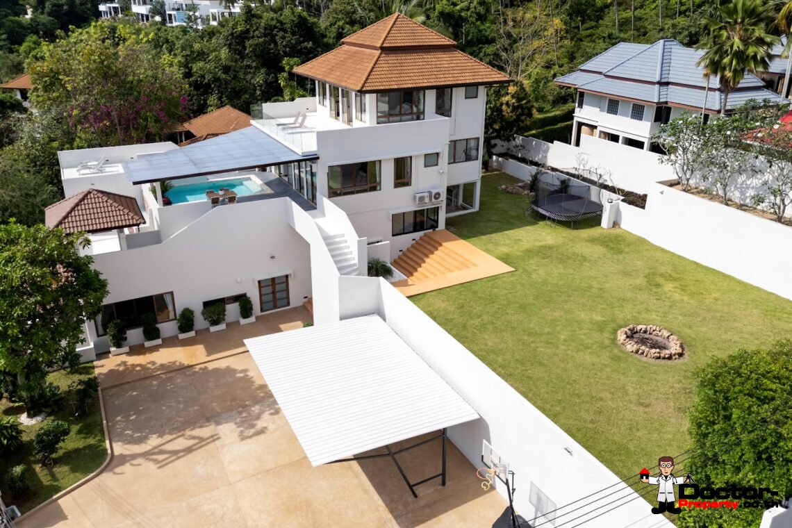 Modern 4 Bedroom Sea View Villa with Spacious Garden in Chaweng, Koh Samui – For Sale