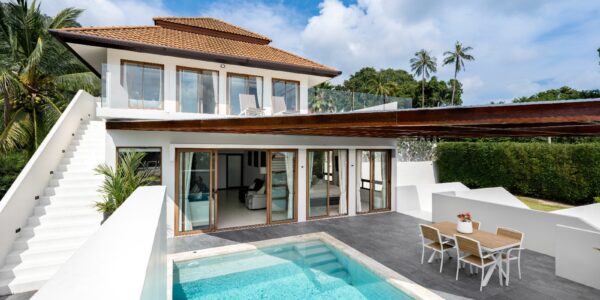 Modern 4 Bedroom Sea View Villa with Spacious Garden in Chaweng, Koh Samui – For Sale